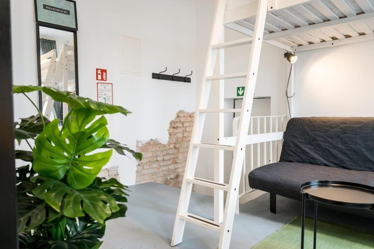 Shabby Chic Plus Self Checkin Plus Free Street Parking Berlino Esterno foto